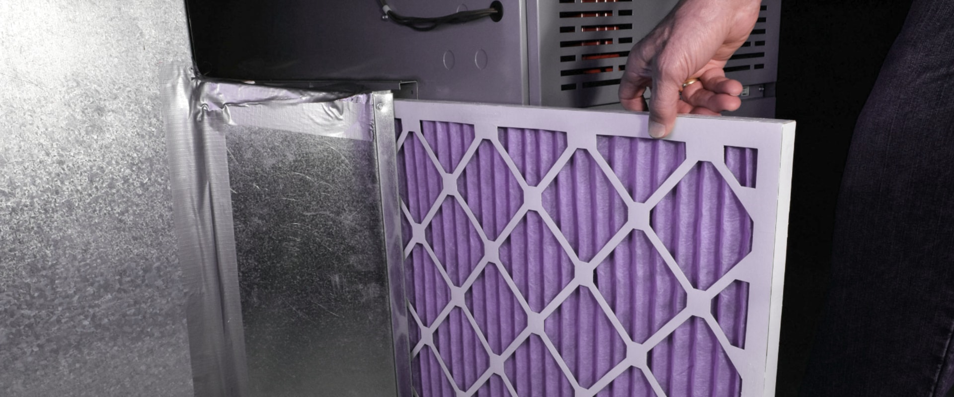 Choosing Furnace HVAC Air Filters 16x25x5 Over 14x20x1 Air Filter for Enhanced System Performance